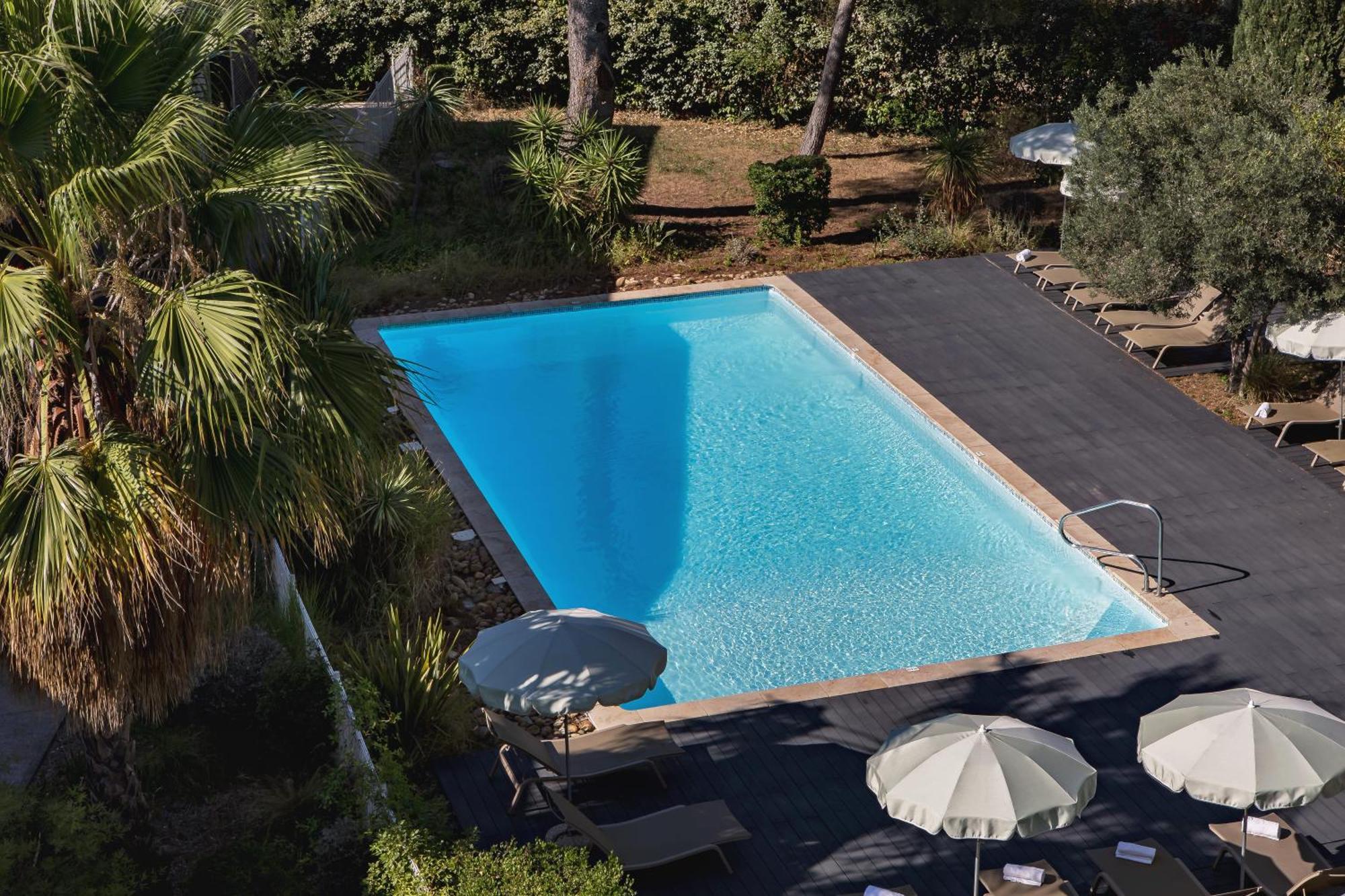 Holiday Inn - Marseille Airport By Ihg Vitrolles  Exterior photo