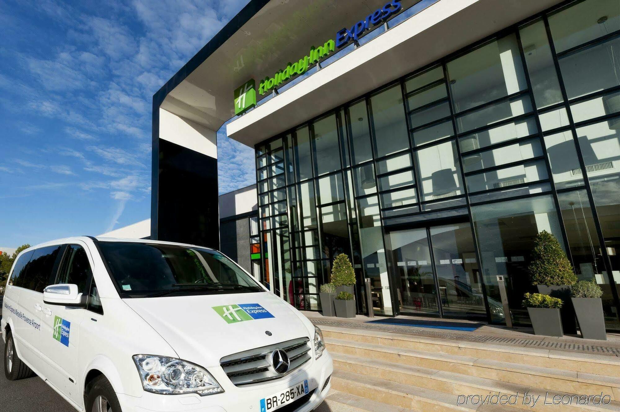Holiday Inn - Marseille Airport By Ihg Vitrolles  Exterior photo